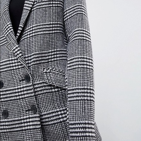 Black & White Check Oversized Jacket - Picture 2 of 6